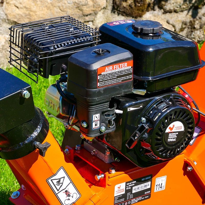 Broyeur de végétaux et de branches thermique essence 196cc 100mm ST PIERRE DU CHAMP