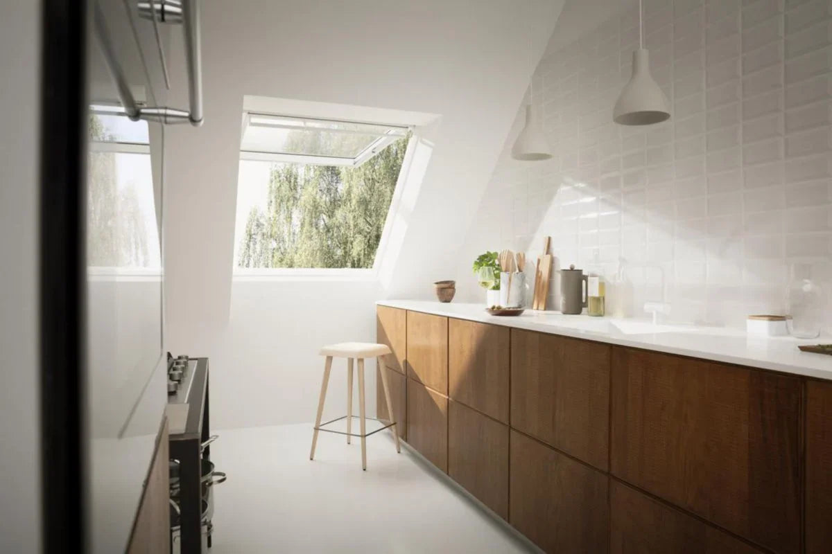 Fenêtre à projection Tout confort blanche EverFinish 94 cm X 140 cm GPU PK08