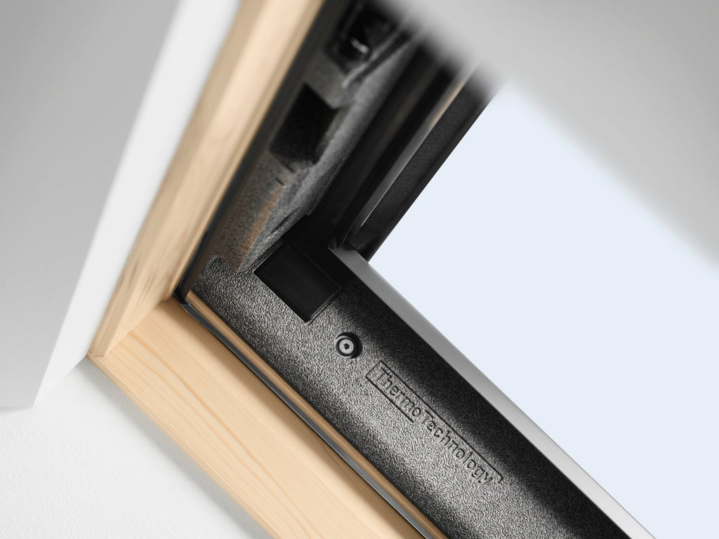 VELUX GLL CK02 1061 Dreifachverglasung (55 × 78 cm) Massivholz-Dekor