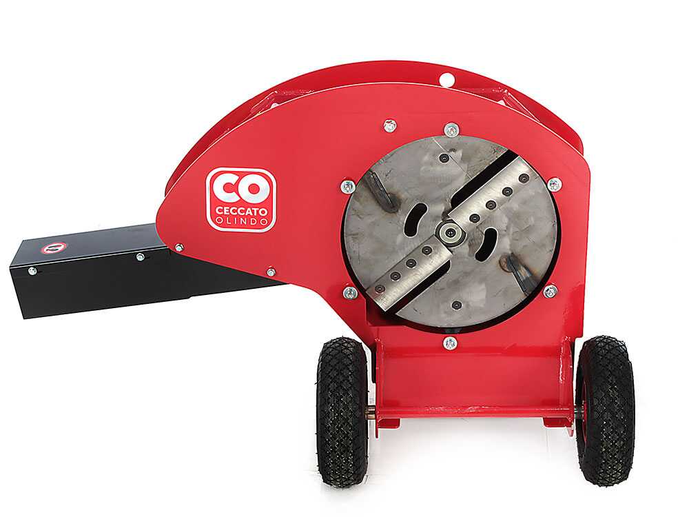 Ceccato Tritone ONE – Broyeur de branches thermique – Moteur Honda GX 200