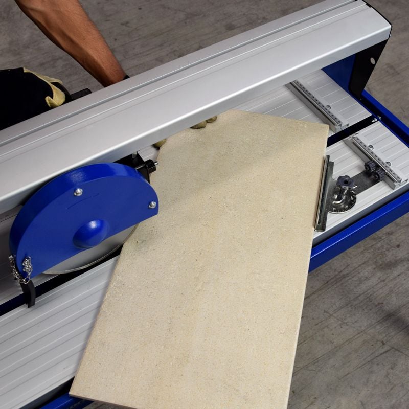 Coupe Carreaux Professionnel Électrique 800W Disque Inclus Ø200mm Sur Pieds Steiner.