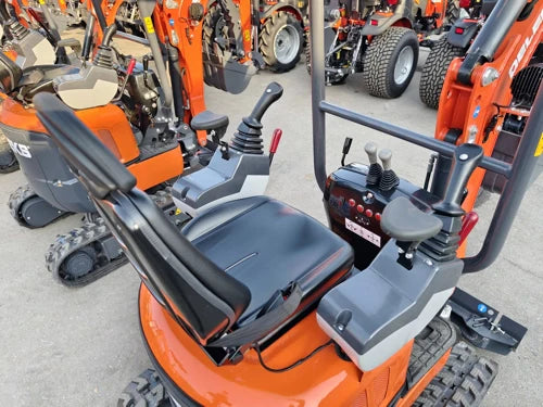 Mini-pelle compacte 1.0T, Moteur Kubota 3 cylindres