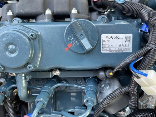 Mini-pelle compacte 1.0T, Moteur Kubota 3 cylindres