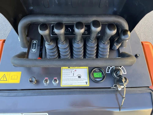 Brouette sur chenilles mini-dumper hydrostatique